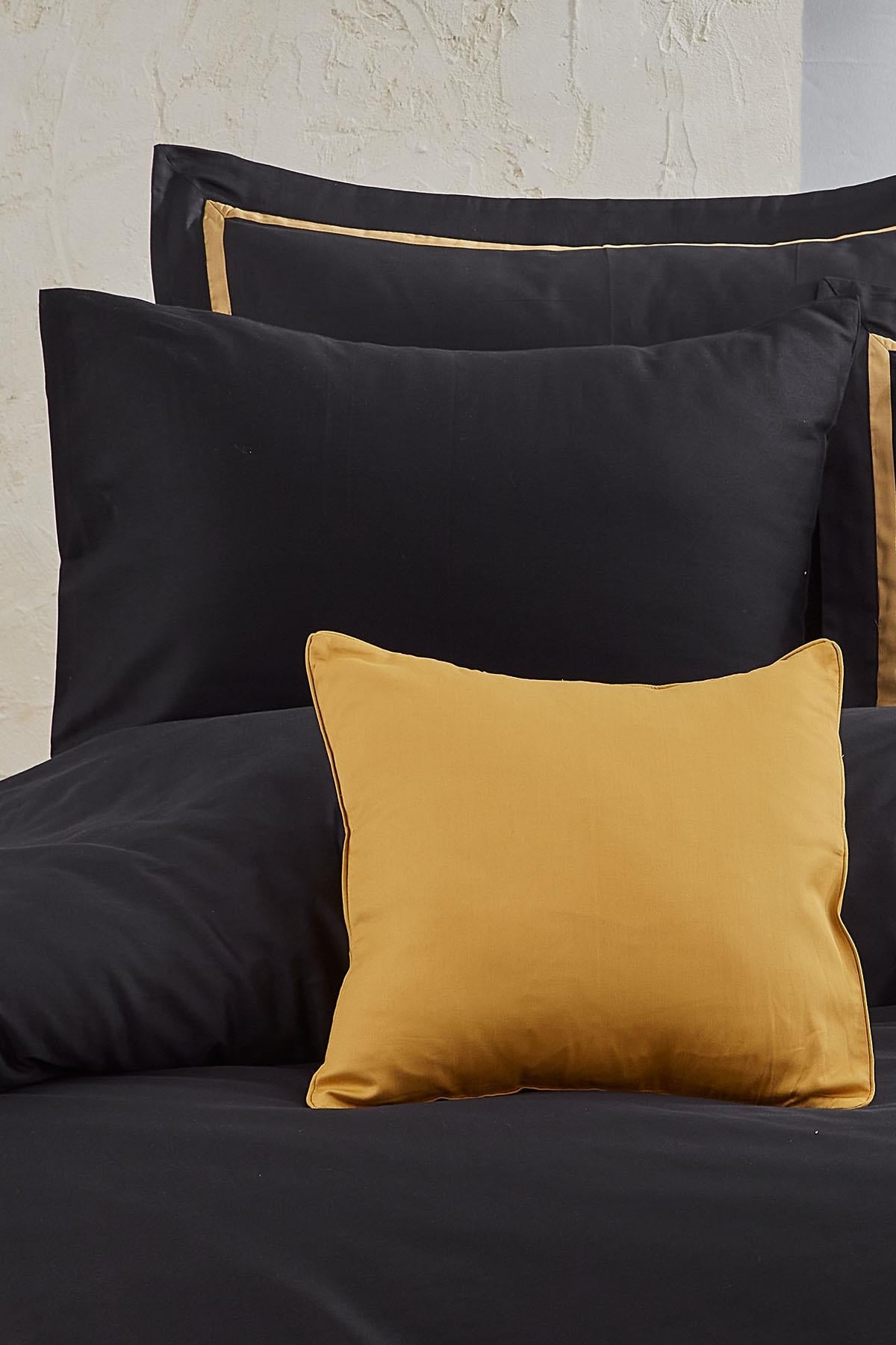 Постельное белье Carisma из сатина (хлопок), 7 предметов, размер Super King Size, с оборками