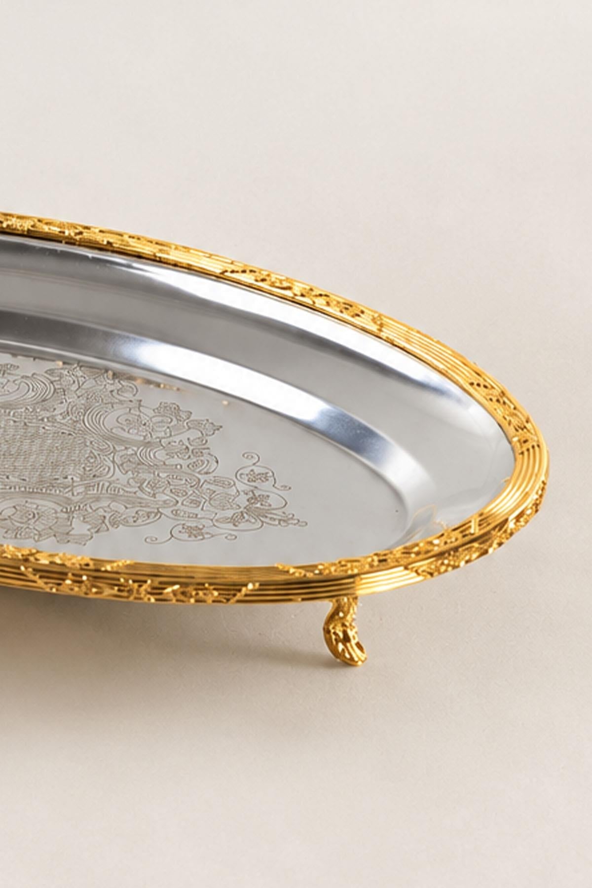 Овальный сервировочный поднос Kessa Gold с детальной проработкой деталей (35 см)