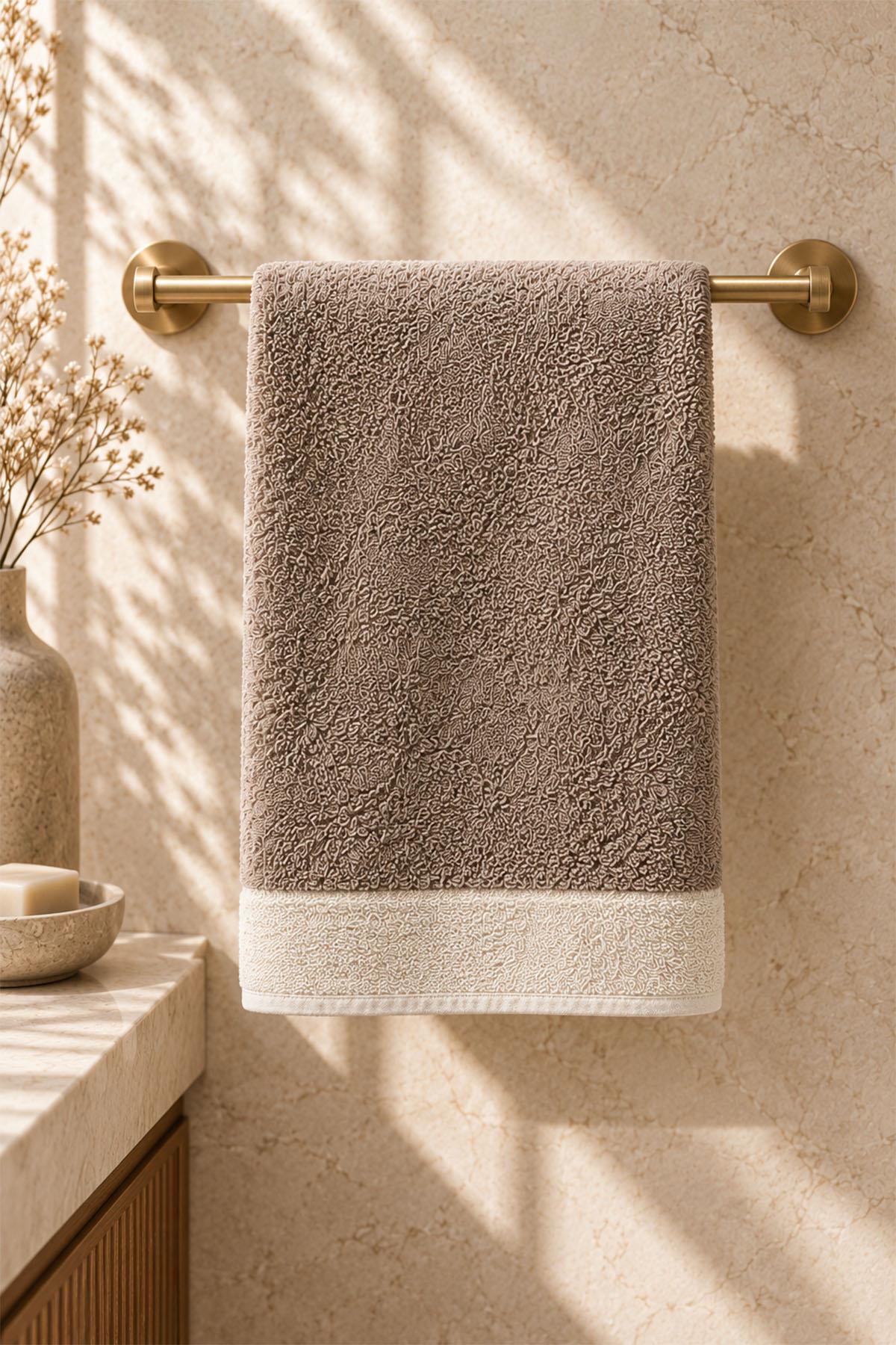 Пушистое полотенце для лица Pofina Low Twist (50 x 90 см)