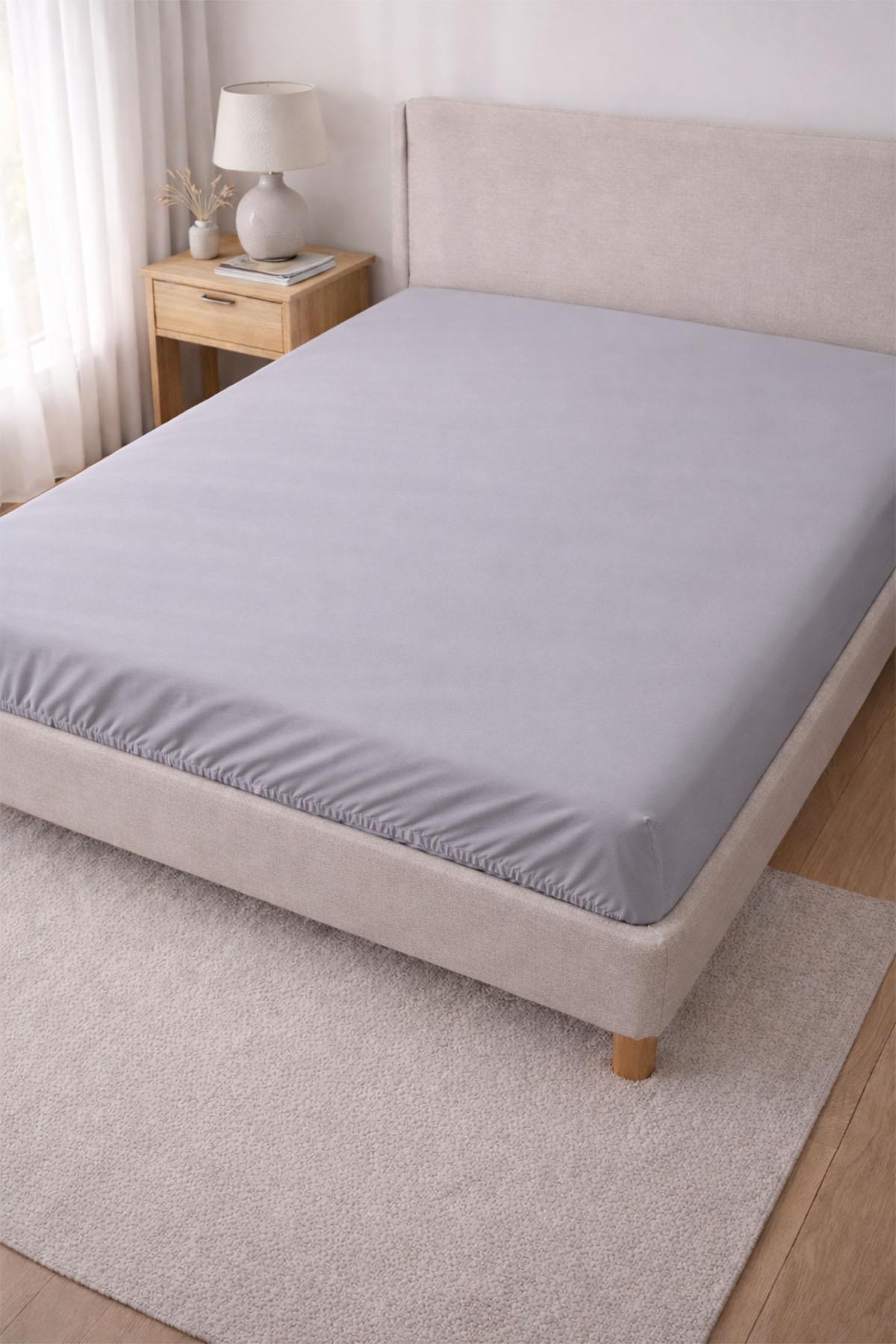 Простыня из базового хлопкового сатина размера Super King (полный размер, 200 x 200 см)