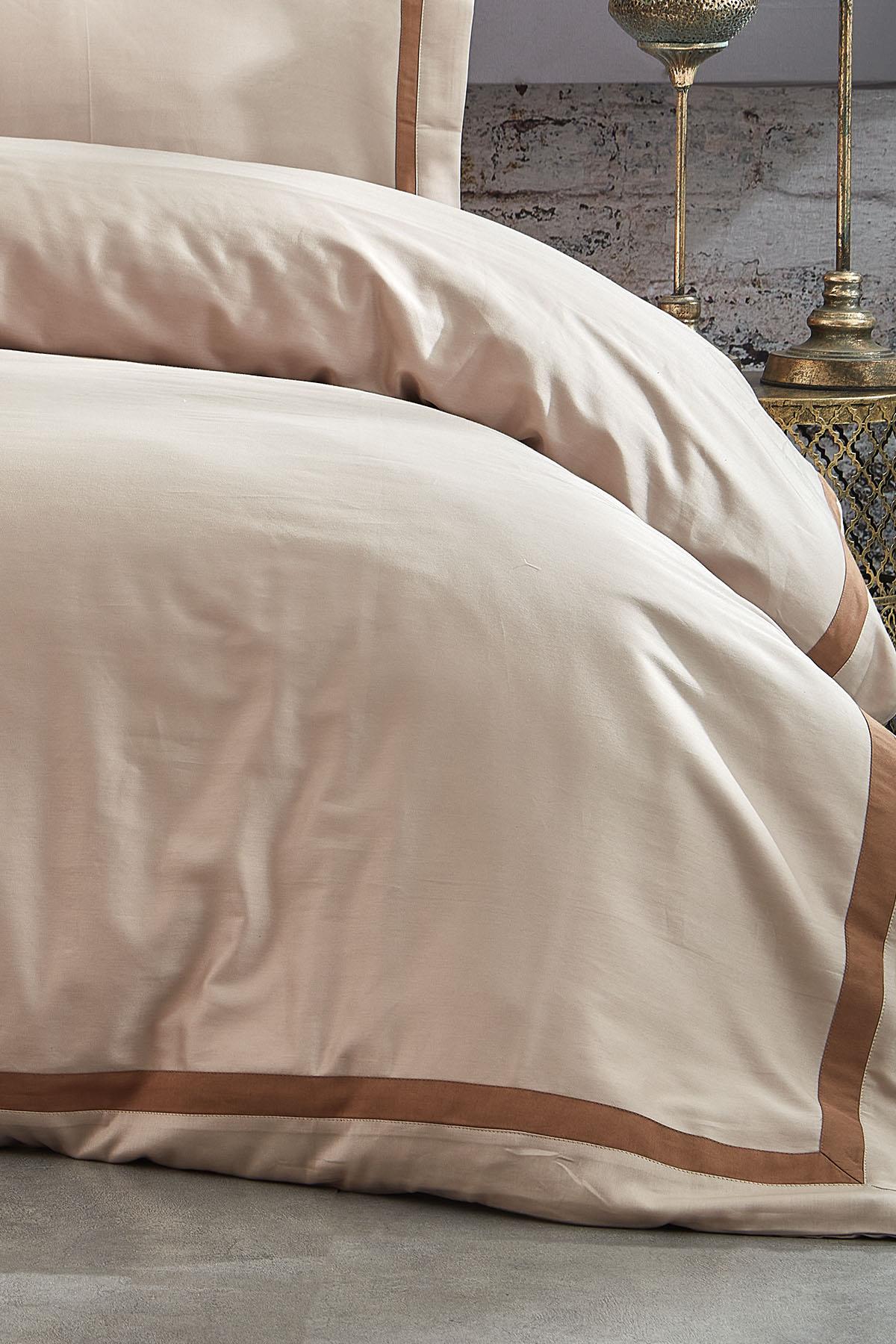 Постельное белье Carisma из сатина (хлопок), 7 предметов, размер Super King Size, с оборками