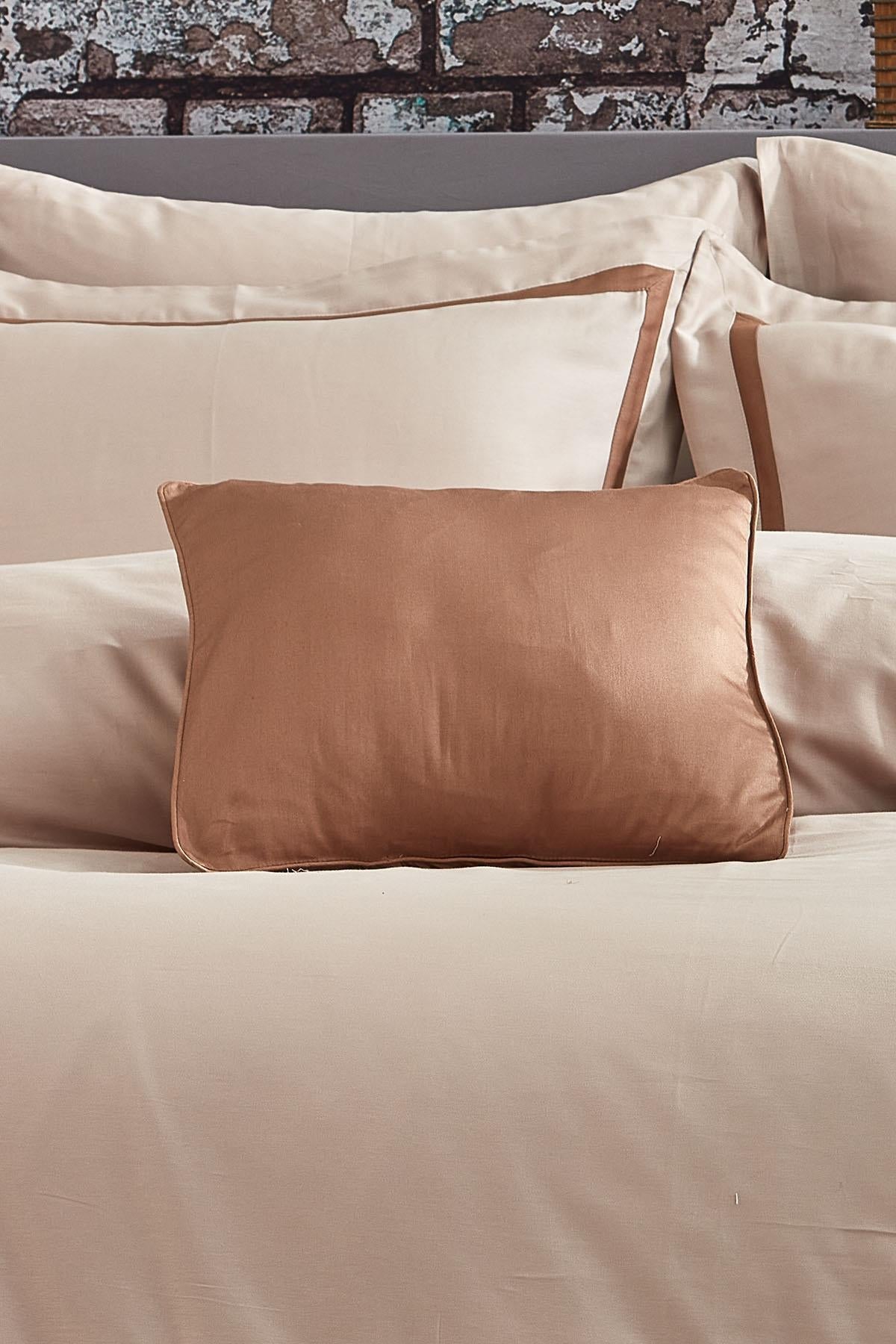 Постельное белье Carisma из сатина (хлопок), 7 предметов, размер Super King Size, с оборками