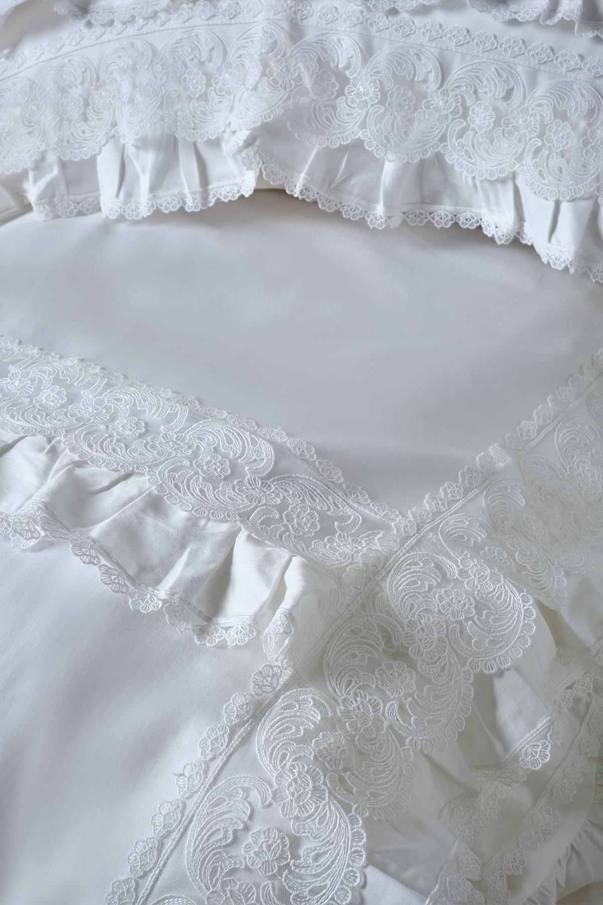 Комплект постельного белья Helen Lace из хлопка и атласа, односпальный, 4 предмета.