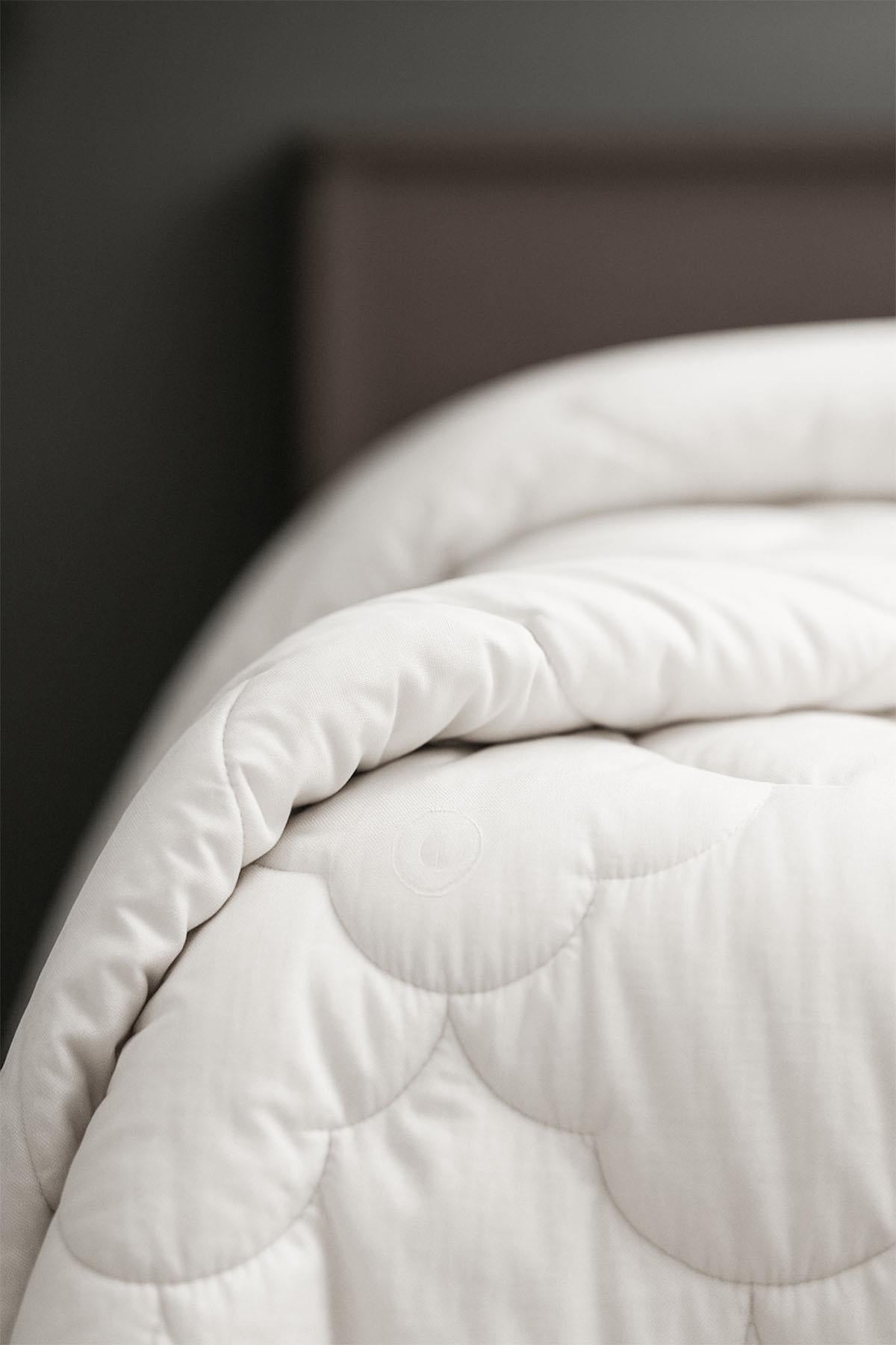 Хлопковое одеяло Super King Size (255 x 235 см)