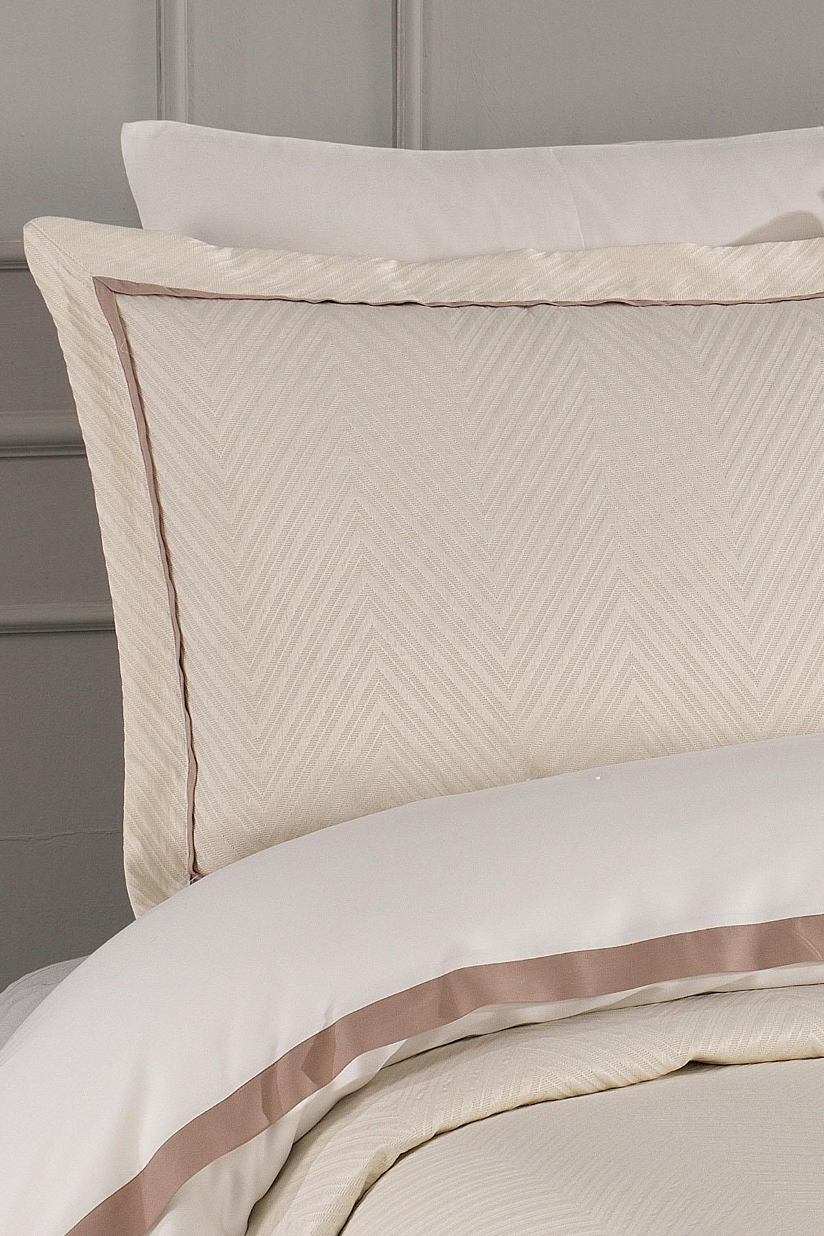 Комплект постельного белья Soreno Striped Detail Super King Size, 7 предметов: пододеяльник и одеяло.
