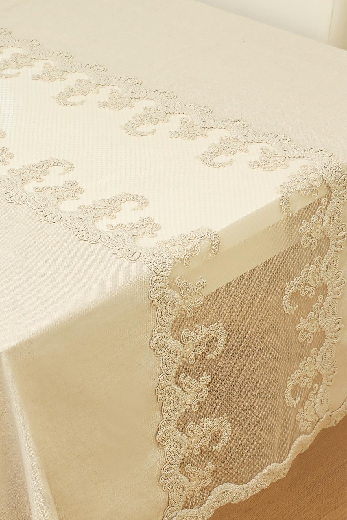 Скатерть с декоративной дорожкой из искусственной овчины (150 x 320 см)